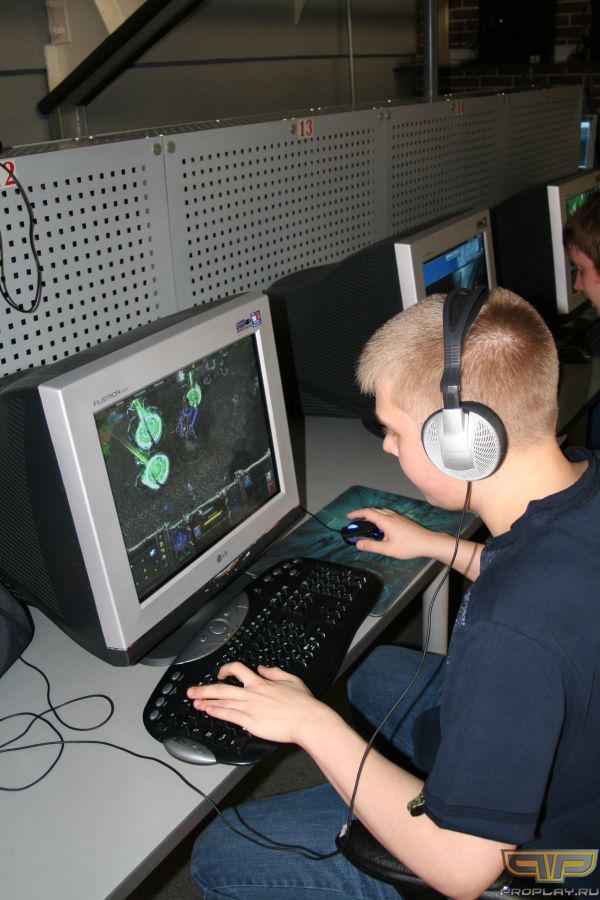 ����� ������ � �������� - Happy