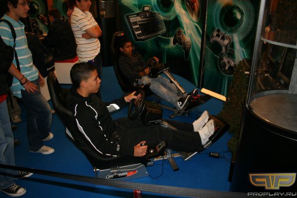 �������!