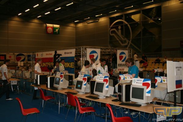 Virtus.pro ��������� � ����������