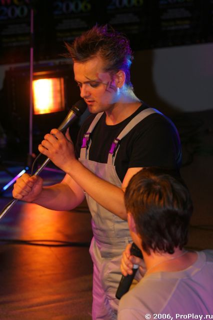 � ��� � ������