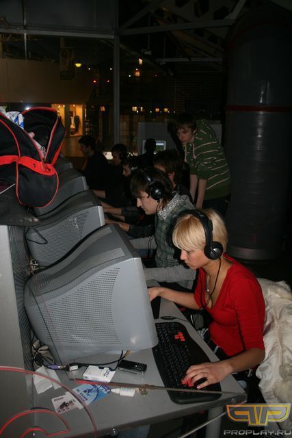 ������ Venema & Redman