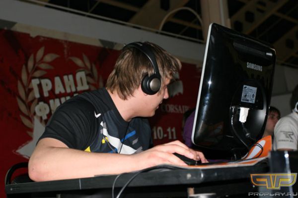 VP > Zeus � ����