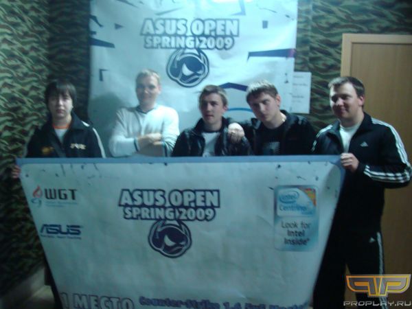 ����������