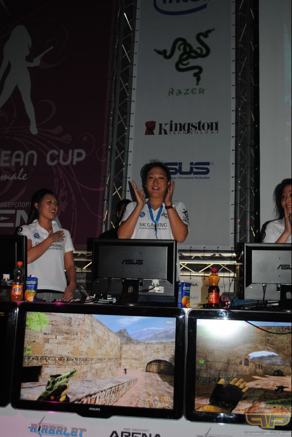 ����-����