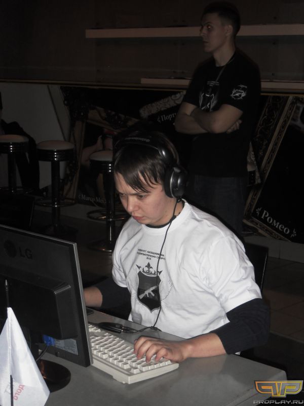 �������  fAD